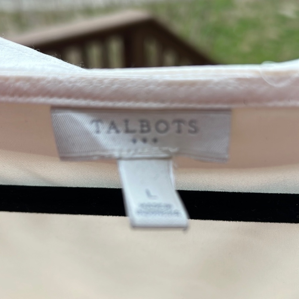 Talbots sleeveless blouse cream large - Picture 3 of 9